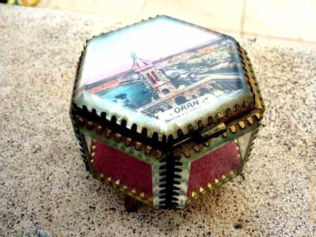 Oran objets Souvenirs  Pub 258 .jpg